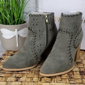 Arider olive booties 6.5
